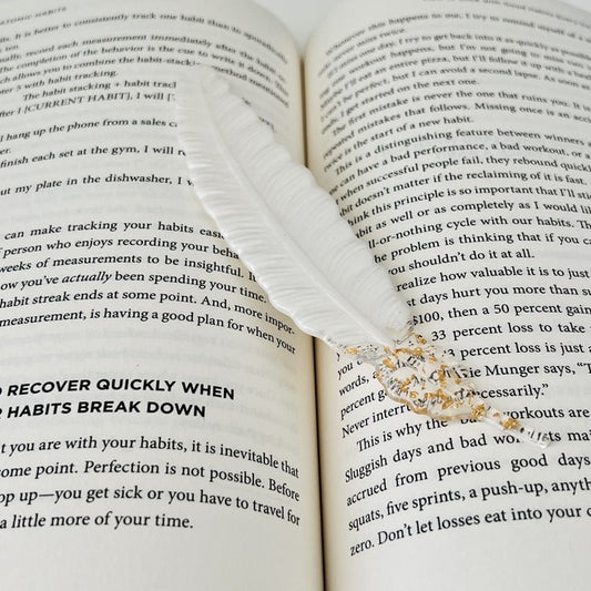 Emerald Leaf Bookmark-Unique Markers for Your Literary Journey